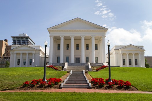 Virginia,Statehouse,And,Lawn,In,Downtown,Richmond,,Virginia,,Usa. Virginia,Statehouse,And,Lawn,In,Downtown,Richmond,,Virginia,,Usa.