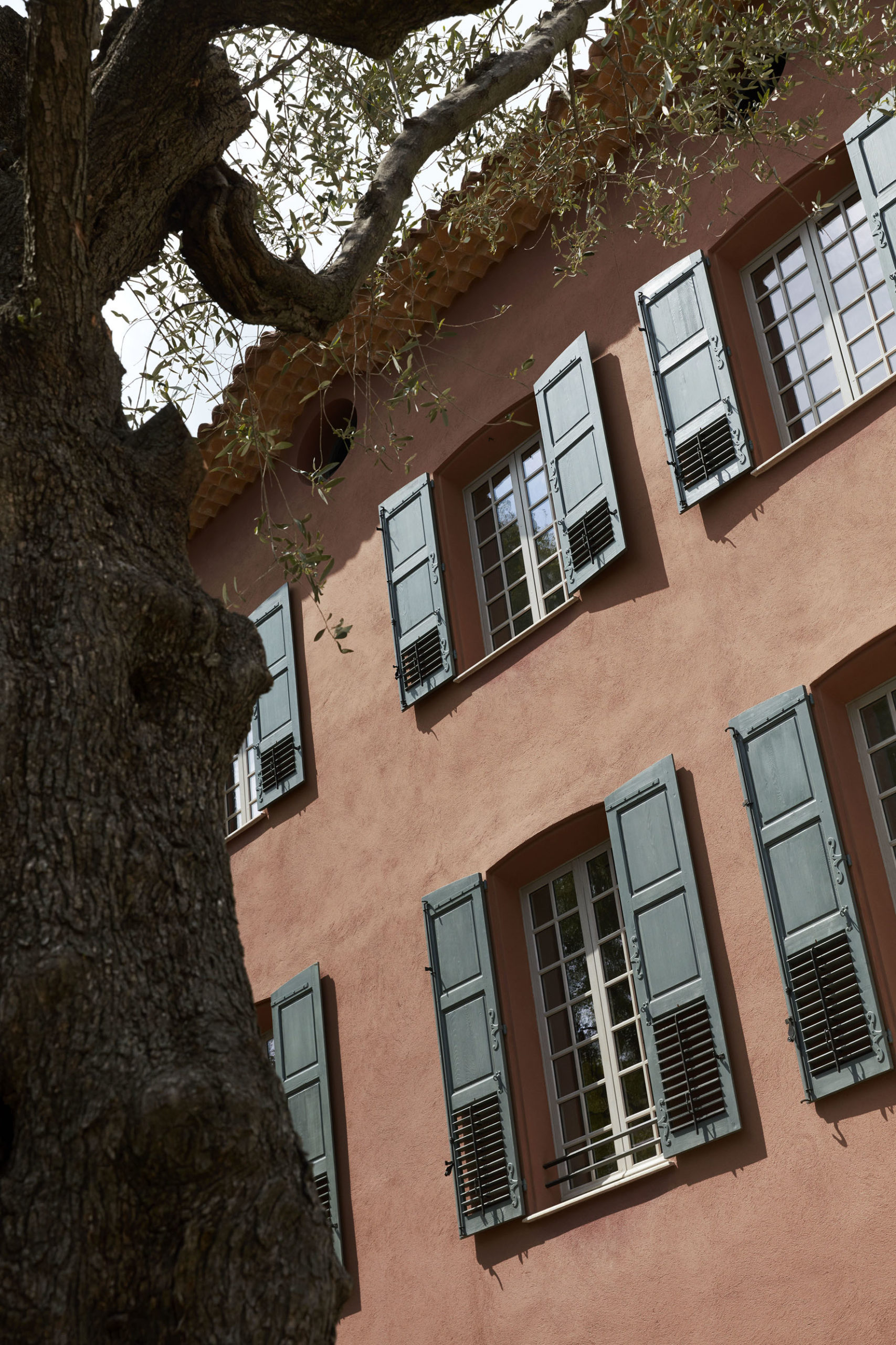 Les Fontaines Parfumees-bastide din 1640