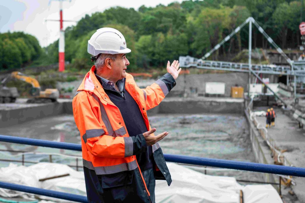 Sotirios Koropoulis vorbind cu căldură despre echipa sa.
